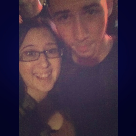 Meet your Posher, Sierra - Picture 5 of 5