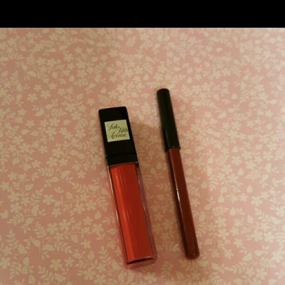 Saks 5th Ave matte liquid lipstick
