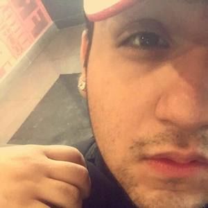 Meet your Posher, Eduardo