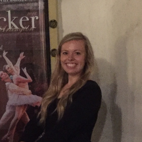 Meet your Posher, Madison - Picture 1 of 1