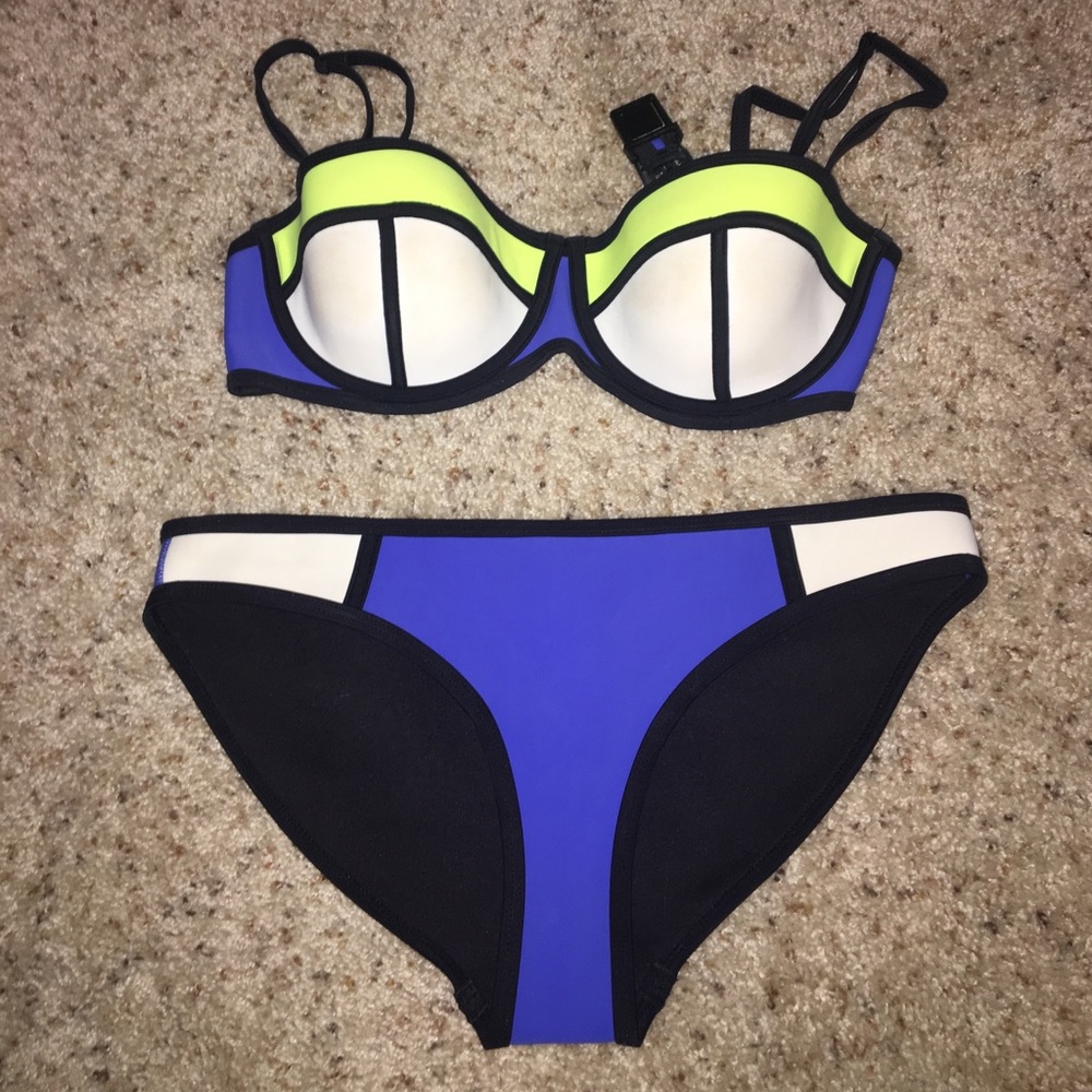 genuine triangl bikini set