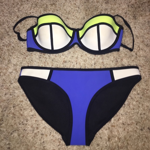 genuine triangl bikini set - Picture 3 of 3