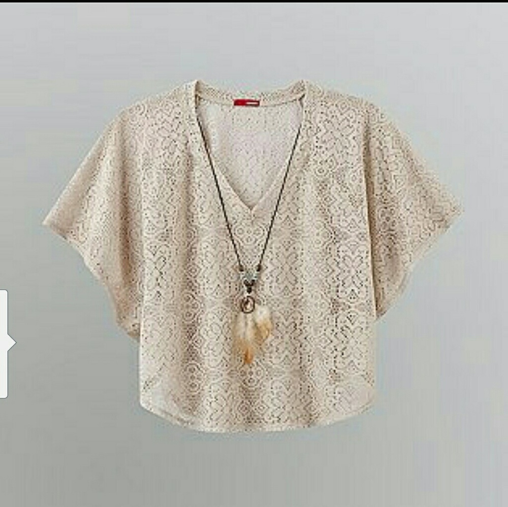 Bongo shrug/poncho cream color