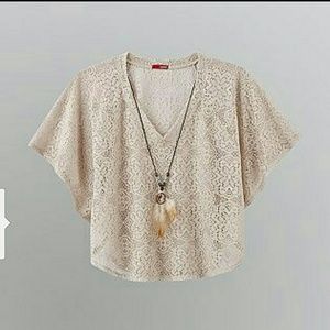 Bongo shrug/poncho cream color