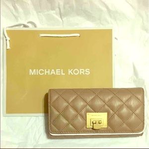 Michael kors dark khaki quilt wallet