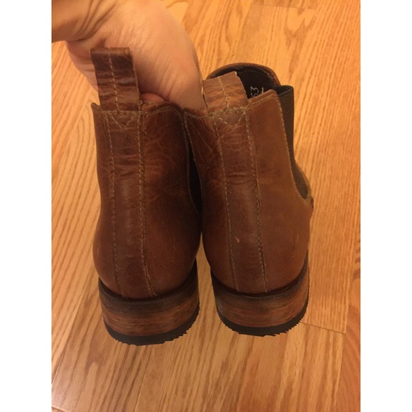 Chelsea leather boots - Picture 3 of 6