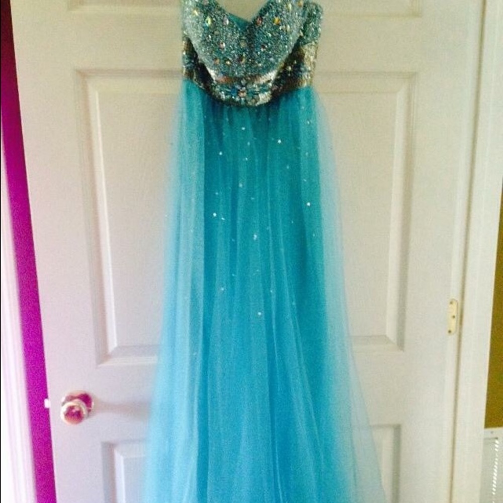 Prom dress