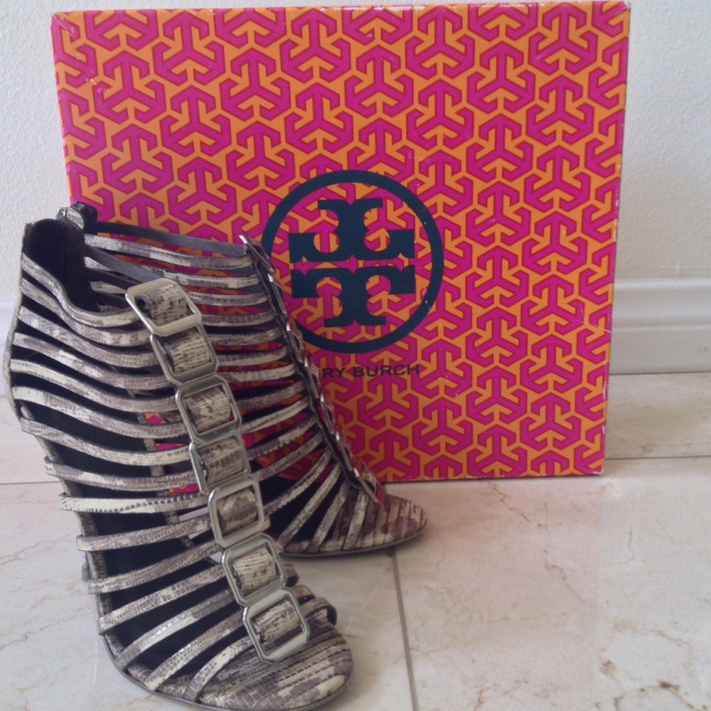 Tory Burch Metallic Lizard print size 6.5