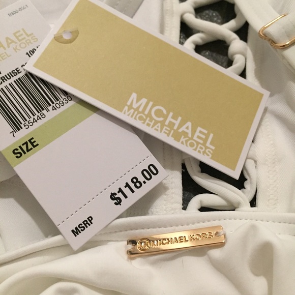 Michael Kors 'Cruise 2017' Suit - Picture 3 of 5