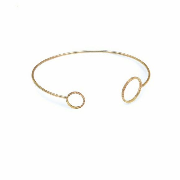 NEW! GOLD OPEN BANGLE, DIAMOND CUT CIRCLE ENDS - Picture 1 of 2