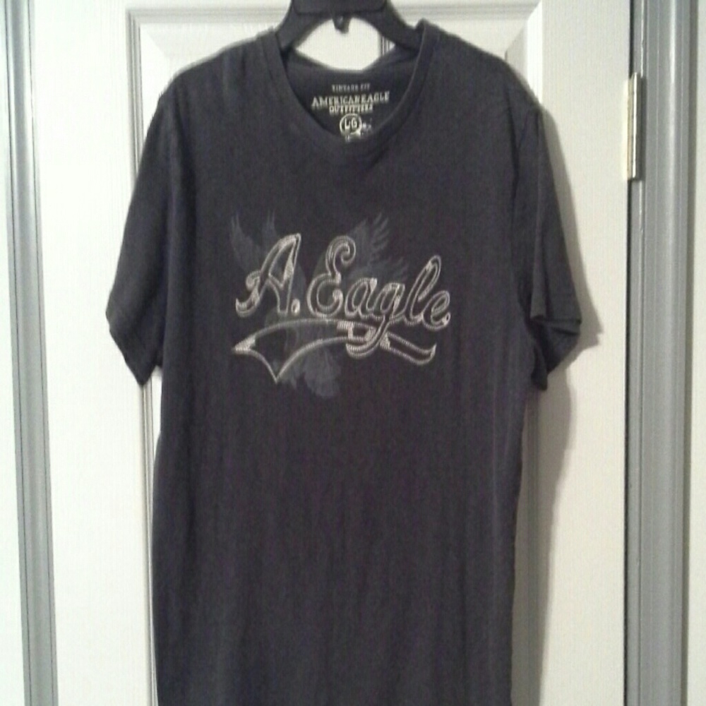 American Eagle T Shirt