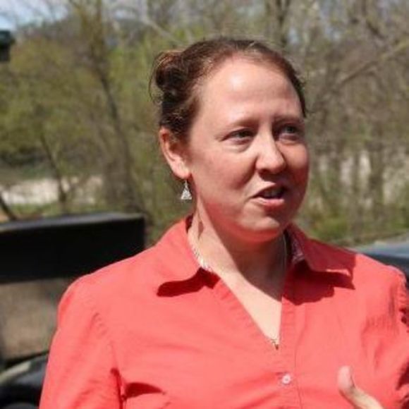 Meet your Posher, Katie - Picture 1 of 1