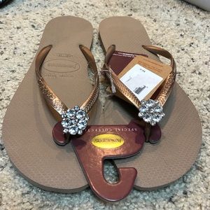 NWT Havaianas Special Collection