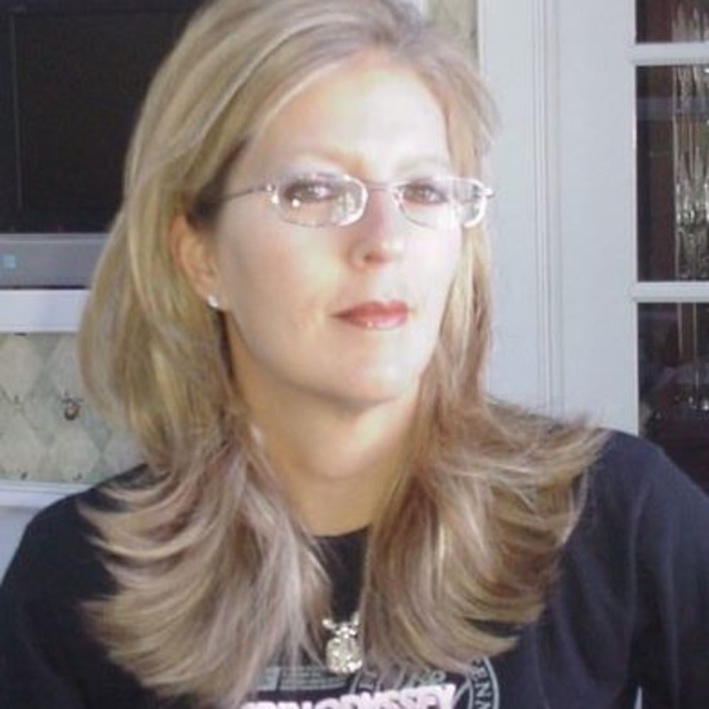 Meet your Posher, Leslie