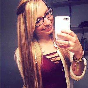 Meet your Posher, Christina