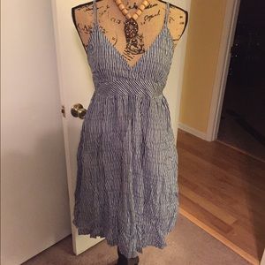 Flirty GAP dress!!