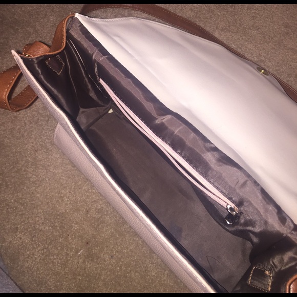 purse - Picture 2 of 2