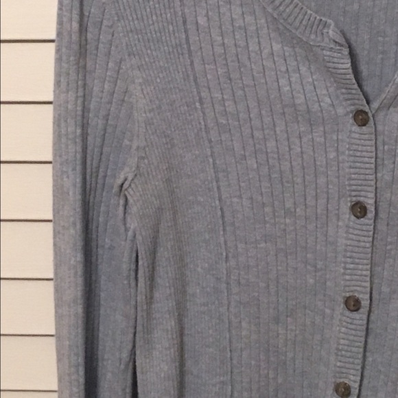 Banana Republic Baby Blue cardigan - Picture 1 of 2