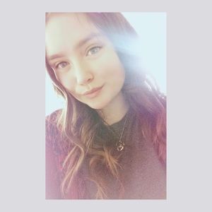 Meet your Posher, Alice