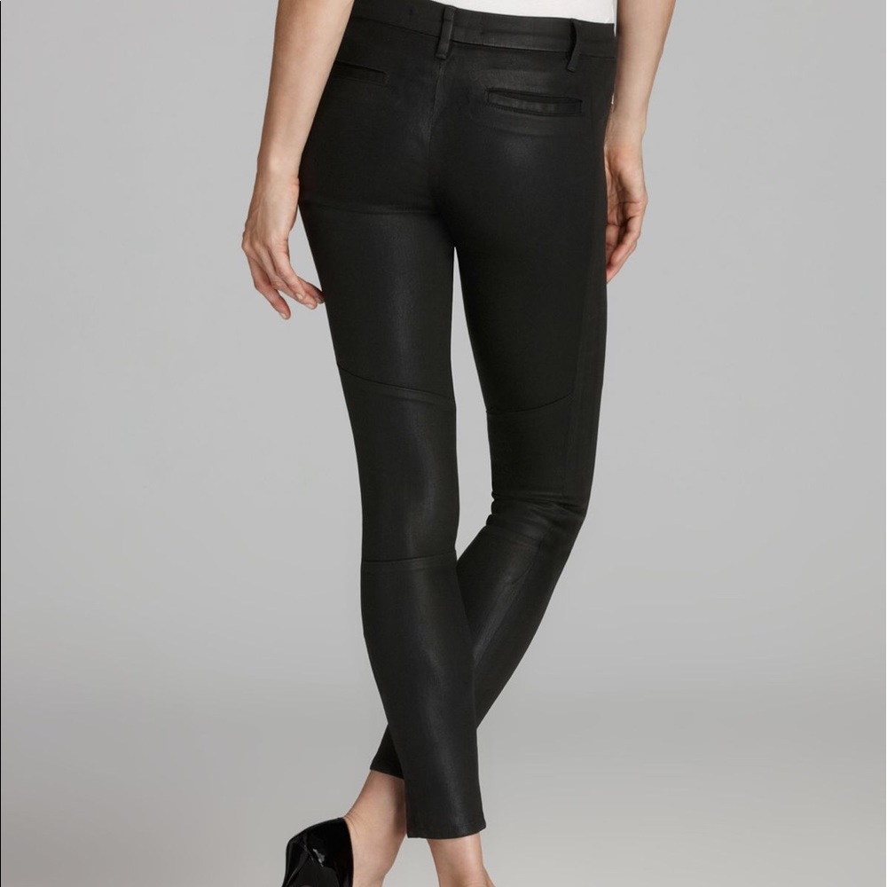 J BRAND•NWT•Coated Mid-Rise Skinny Jean