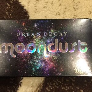 Urban decay moon dust