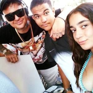 Meet your Posher, Stanley