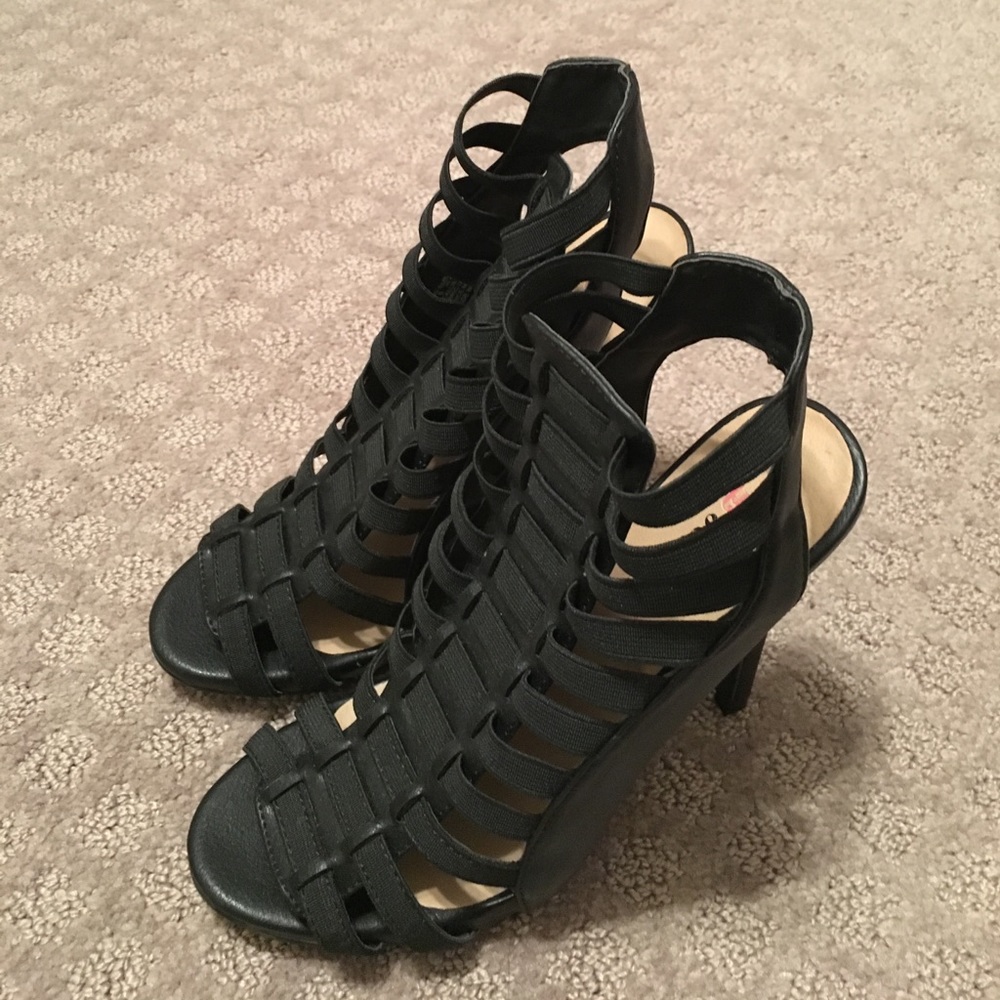 BRAND NEW Black Stiletto Heels