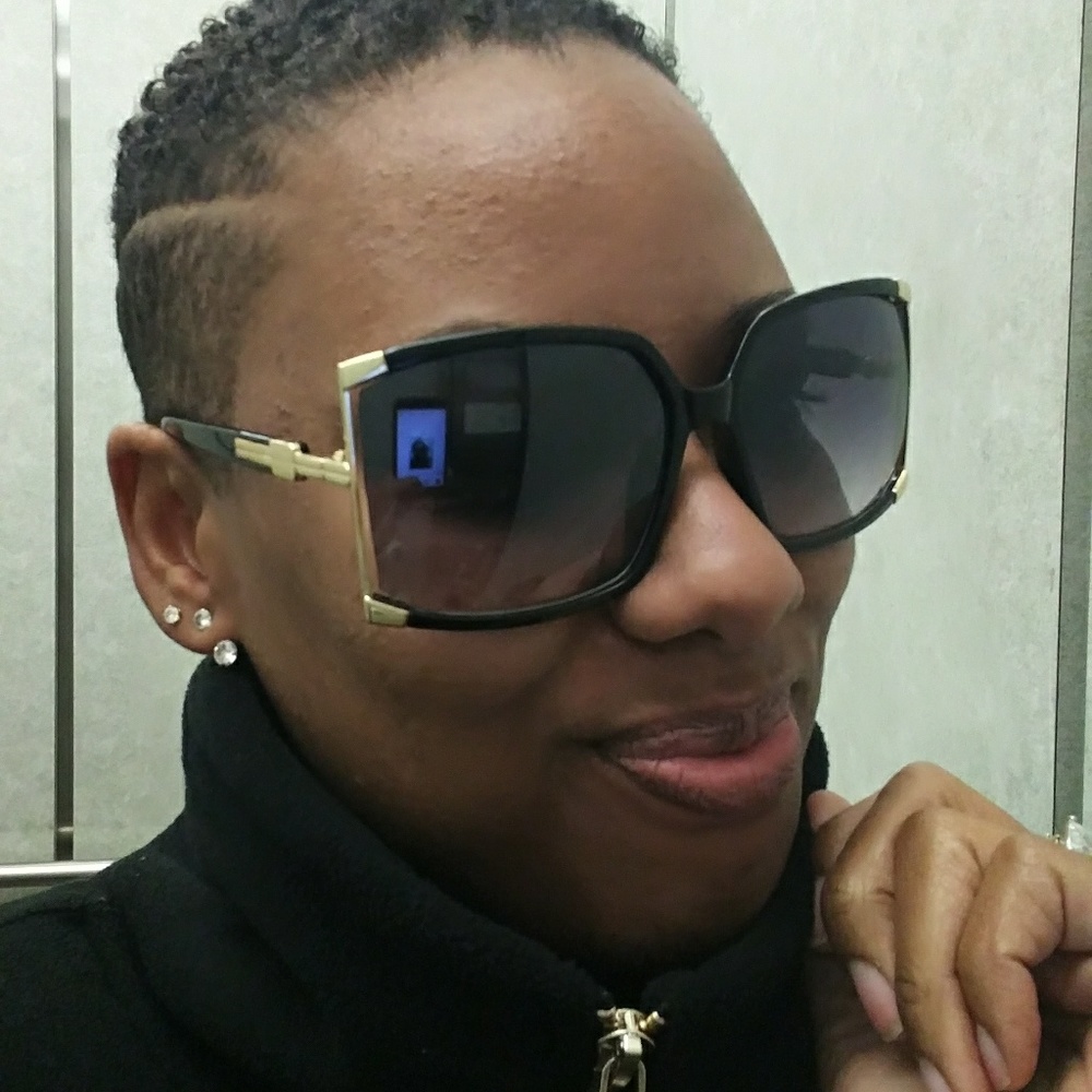 Meet your Posher, Jessica