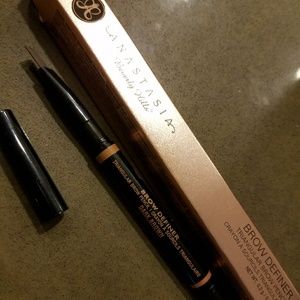 anastasia brows definer