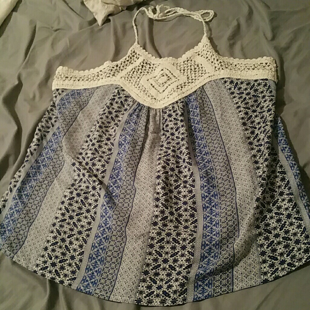 Tillys halter top