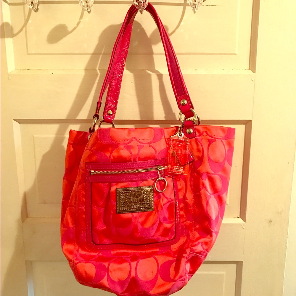 Coach Poppy XL Tote Bucket Bag - Pink/Coral