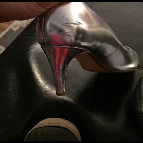 Silver BR pumps - Picture 3 of 3