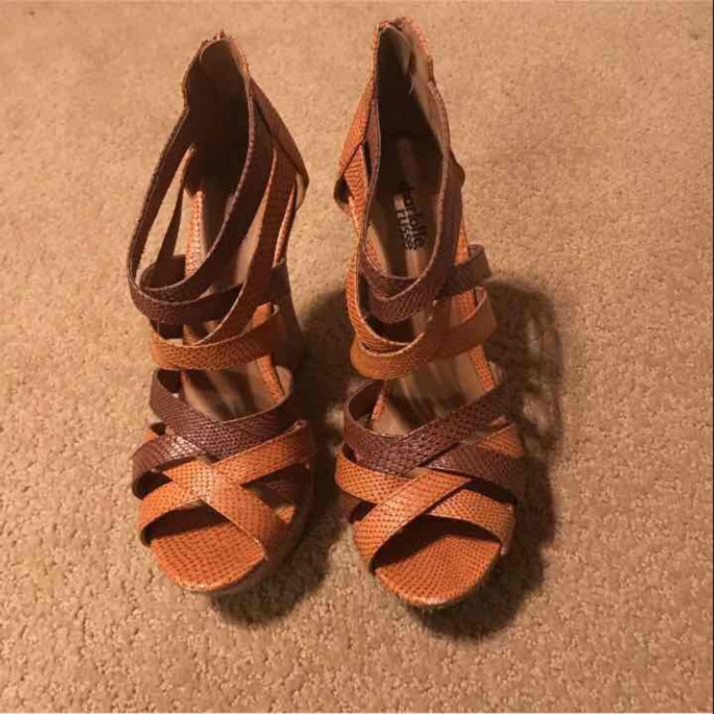 Charlotte Russe wedges