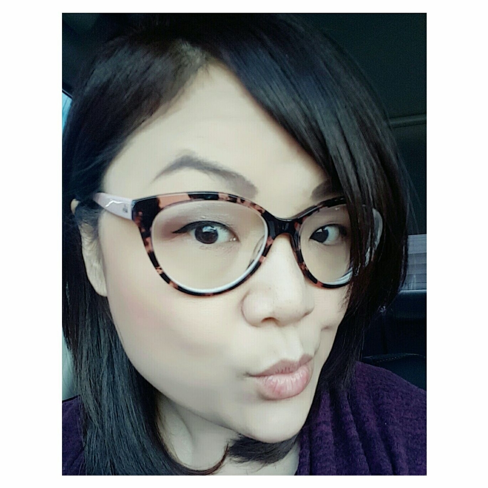 Meet your Posher, Julia