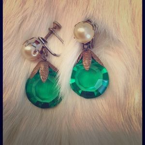 Stunning vintage emerald green translucent drops