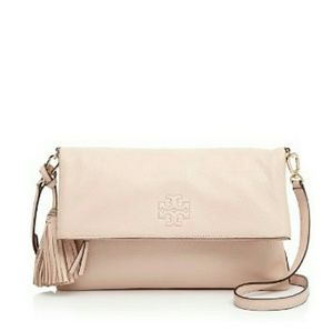 Thea Foldover Messenger