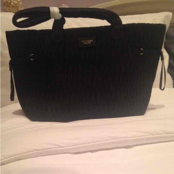 Victoria's Secret Handbags - New Victoria's Secret Tote/Bag