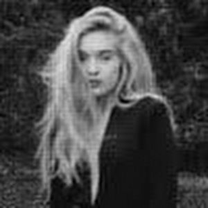 Meet your Posher, Paige