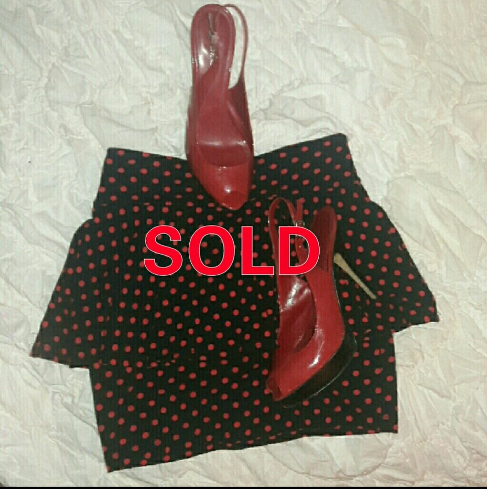 Forever 21 peplum skirt