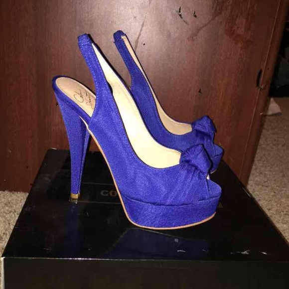 Colin Stuart Blue Slingback Heels - Picture 2 of 3