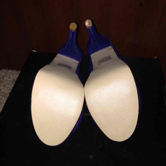 Colin Stuart Blue Slingback Heels - Picture 3 of 3