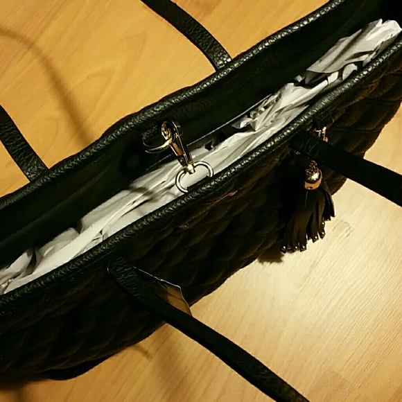 BCBG Paris Quilted Faux Leather Tote Handbag - Picture 3 of 3