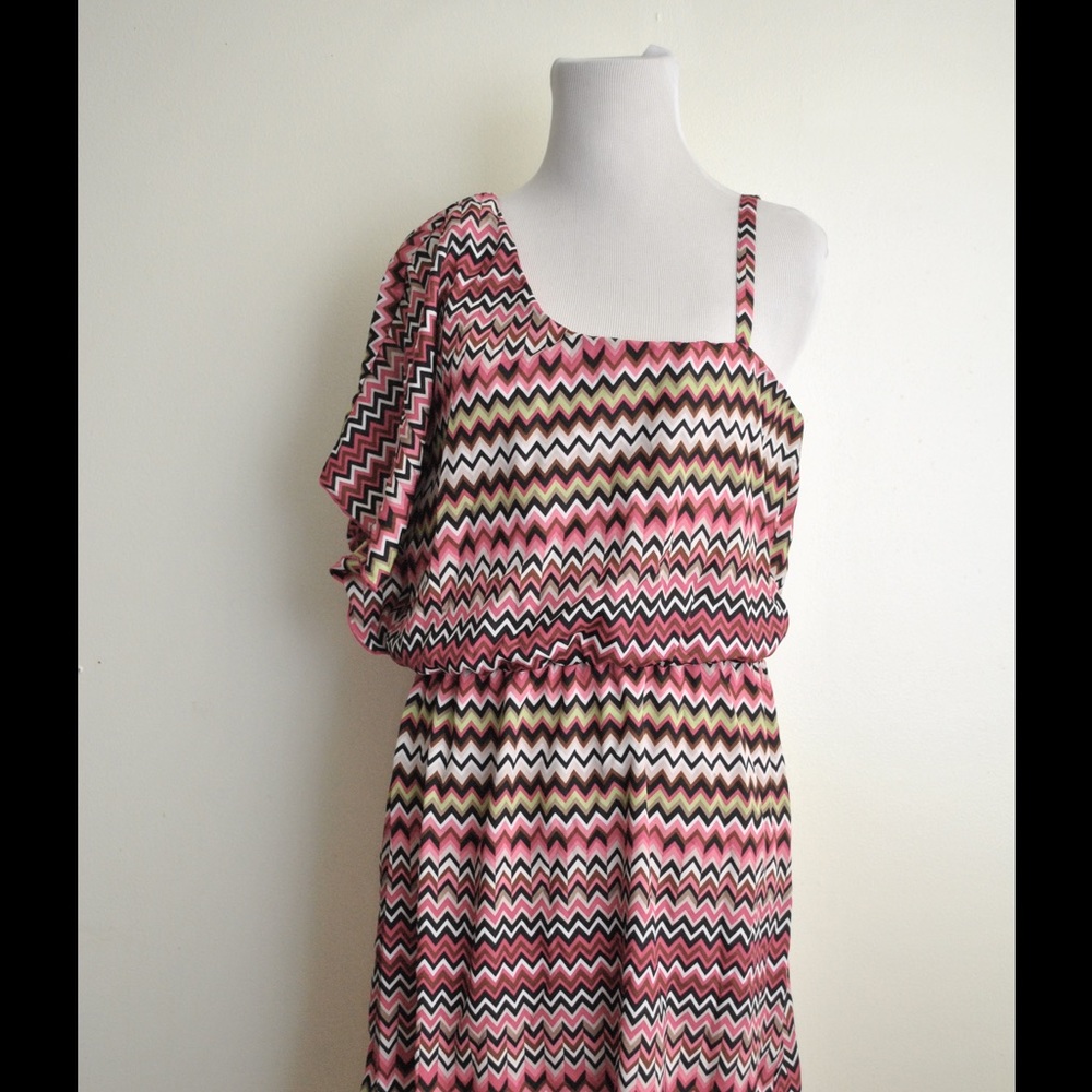 NWT Chevron Asymmetrical Dress