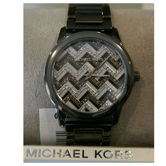 NWT AUTHENTIC MICHAEL KORSGUNMETAL WATCH