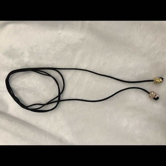 Choker - Picture 1 of 2
