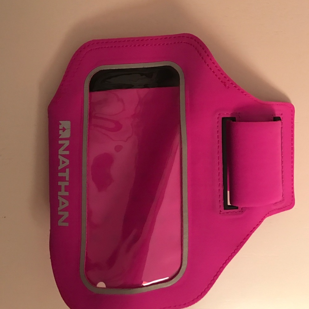 Pink running band for iPhone or iPod 💖🏃🏻‍♀️