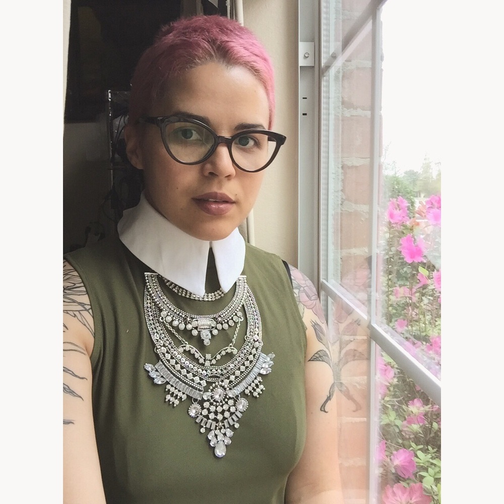 Meet your Posher, Alba