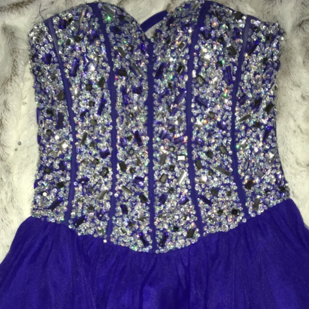 Prom/homecoming dress