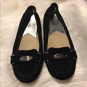 MICHAEL KORS black flats size 8.5