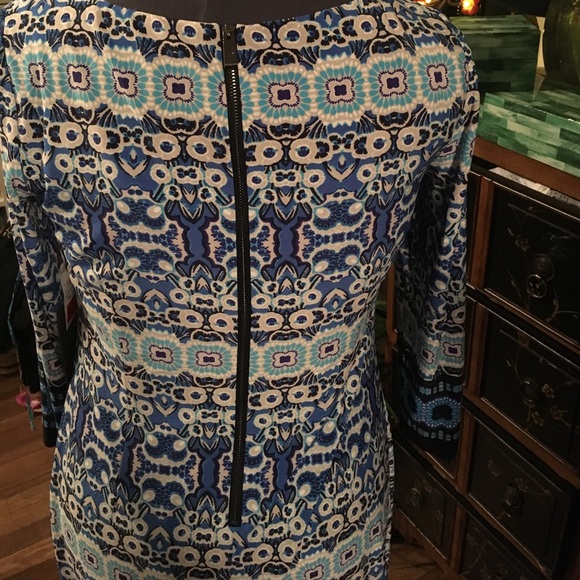 💙🦋Beautiful Vince Camuto sheath dress 🦋 - Picture 3 of 6